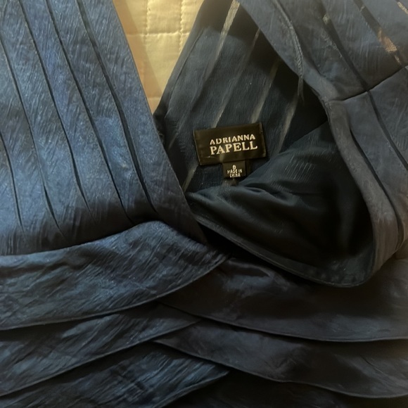 Casual or social dress - Picture 4 of 10